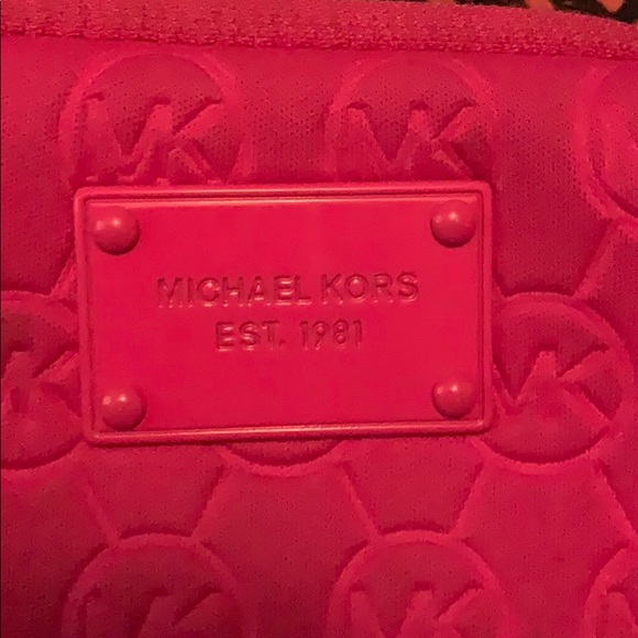 Michael Kors wrist wallet - Picture 5 of 5